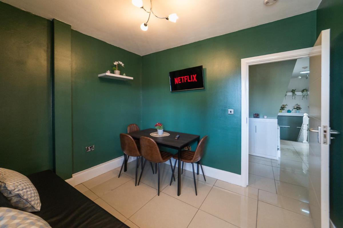 Apartment Central Лондон Экстерьер фото